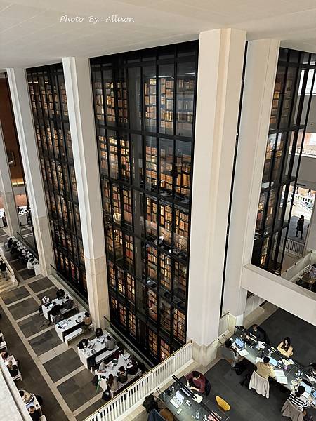－＞大英圖書館 導覽探秘—2023倫敦自助行6天