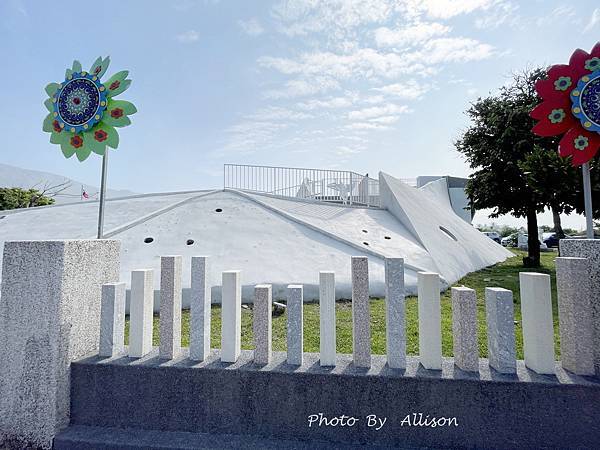 －＞【屏東景點】台灣最美小學在屏東！ 加祿國小枋山分校 暱稱