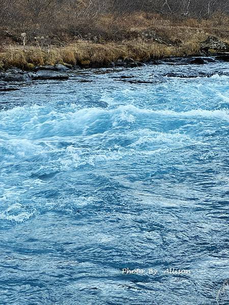 －＞冰島Bruarfoss 藍寶石瀑布....夢幻蒂芬尼藍…