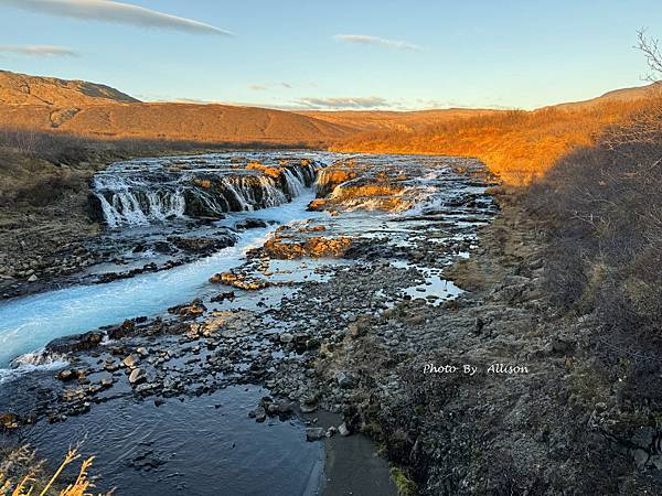 －＞冰島Bruarfoss 藍寶石瀑布....夢幻蒂芬尼藍…