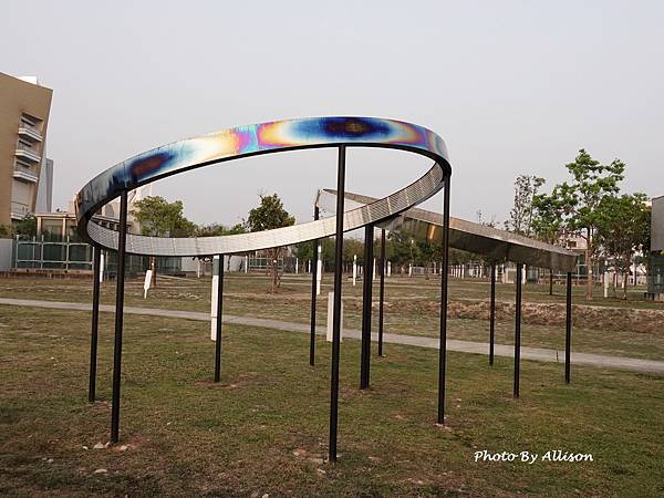 －＞台中 中央公園  櫻花林..(富士櫻)