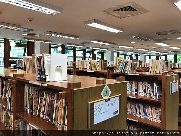 －＞綠建築北投圖書館－沒有浪得虛名