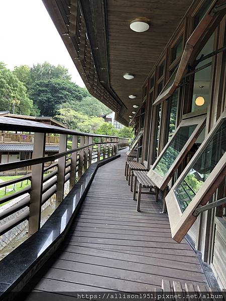 －＞綠建築北投圖書館－沒有浪得虛名