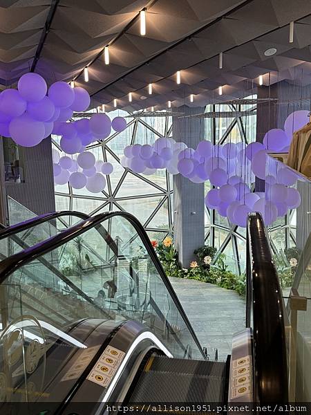 －＞【首爾】宛如璀璨寶石  Galleria百貨 光教店