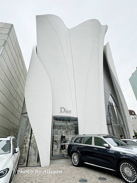 －＞來去首爾名店街追建築 SongEun藝術中心、LV 旗艦