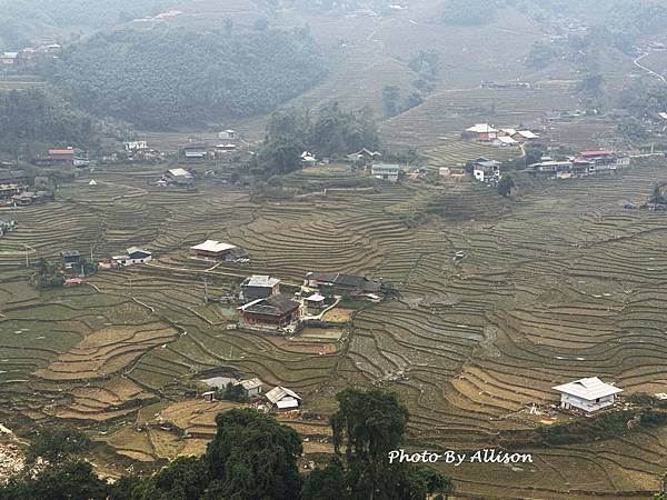 －＞【越南 沙壩】再覽雲霧梯田風光    走進黑苗族村落