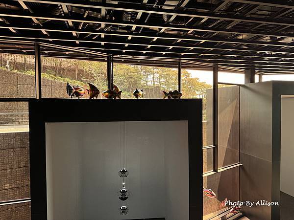 －＞建築比展品精彩的美術館-三星LEEUM美術館(上) 彩虹
