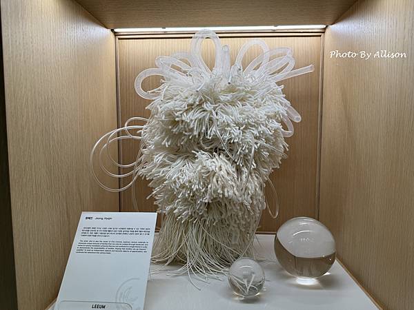 －＞建築比展品精彩的美術館-三星LEEUM美術館(上) 彩虹