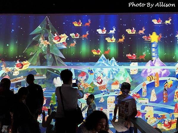 －＞向天空綻放的白色蓮花   新加坡藝術科學博物館