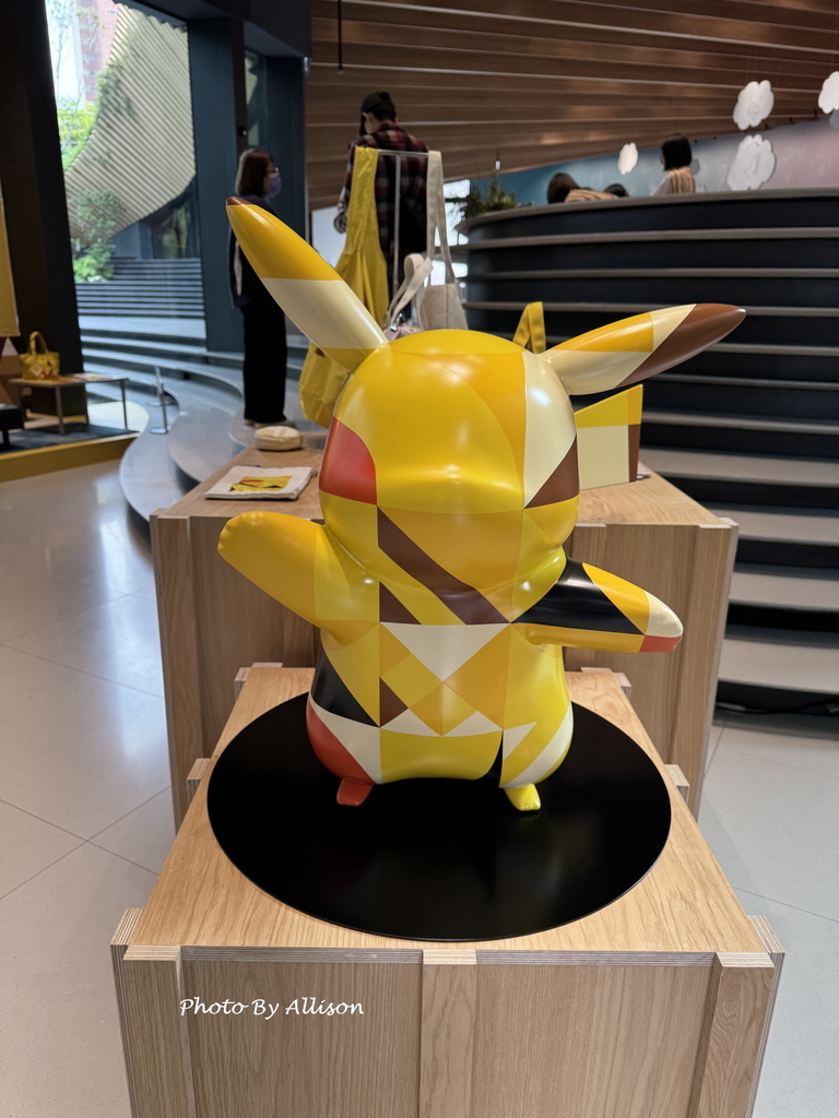 －＞台中  勤美術館 開幕 VS 開幕首展