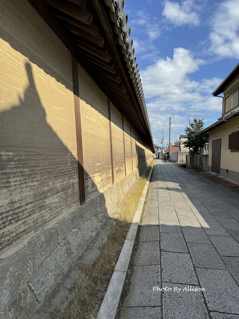 －＞奈良賞楓--飄浮在水上的中宮寺 + 擁有日本最古老的三重
