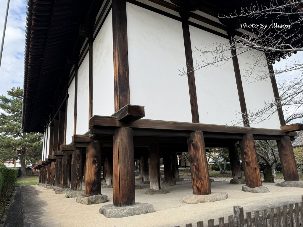 －＞奈良賞楓--飄浮在水上的中宮寺 + 擁有日本最古老的三重