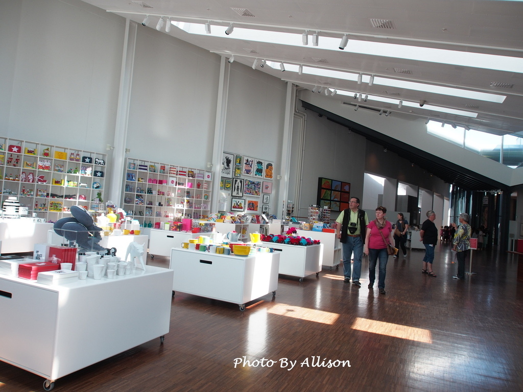 －＞邀請陽光一起創作的阿肯美術館Arken Museum o