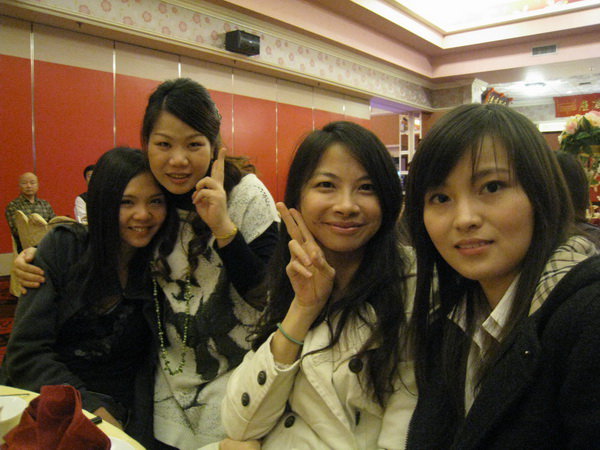 4人.jpg 4人.jpg