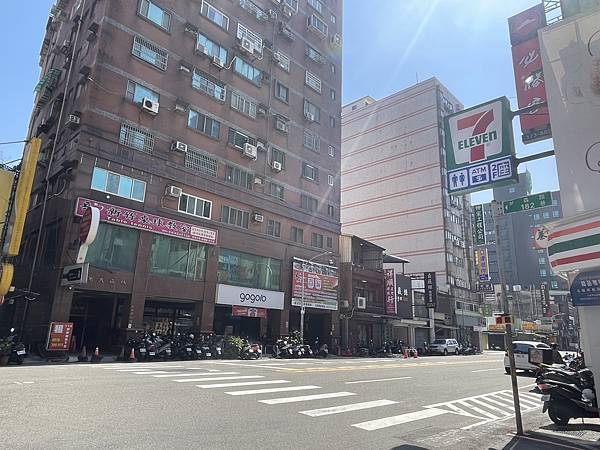 5580  新竹站前市中心  商業區大店面    知名連鎖店