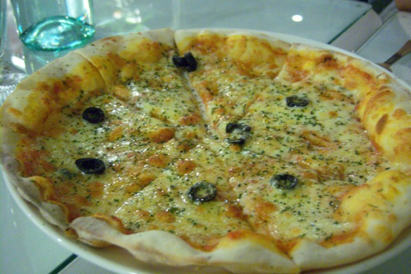 主食3-拿波里披薩