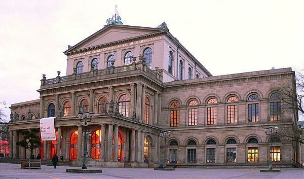 Hannover opera.jpg