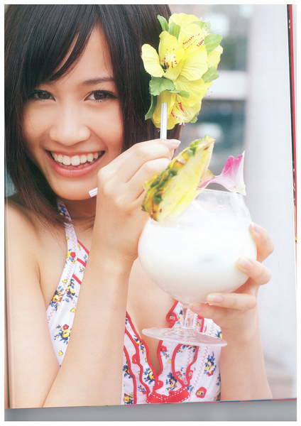 010_AKB48_Sousenkyo_Mizugi_Surprise_Happyou.jpg