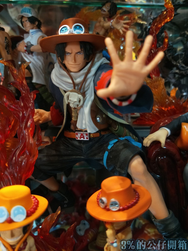 開箱 藝術王者火拳艾斯iii 經典的初登場造型 3 的公仔開箱 痞客邦