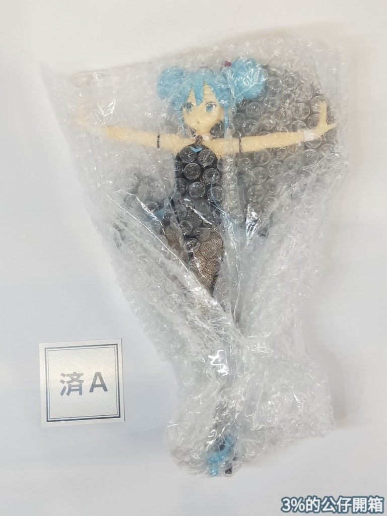 FuRyu 初音 兔女郎_201022_12.jpg