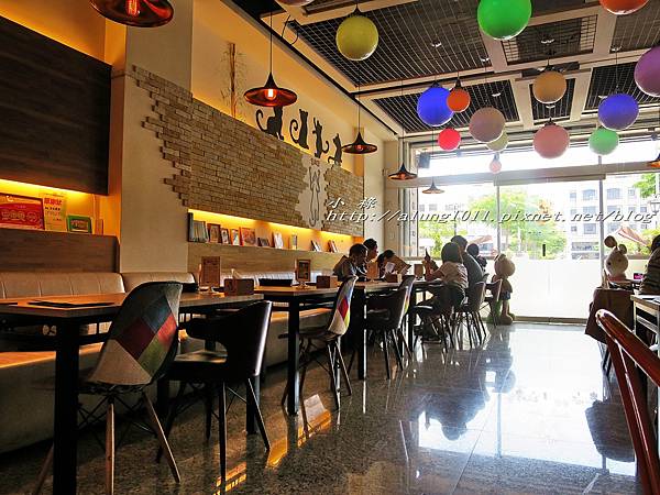 沃夫文山 (3).jpg 沃夫文山 (3).jpg