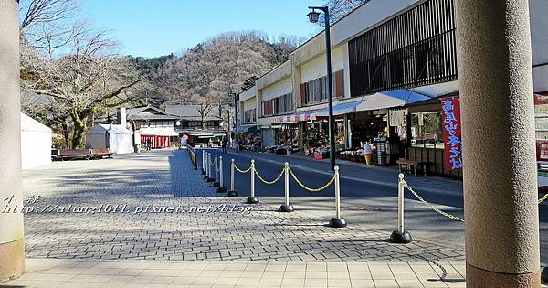 高尾山纜車 (63).jpg