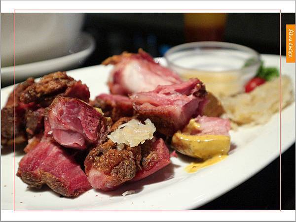 【新竹美食懶人包】吃好料+愛甜點。含括日式料理、異國料理、中 【新竹啤酒餐廳推薦】正麥BeerWork鮮釀餐廳,創意料理,鮮嫩味香濃-02.jpg