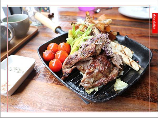 【新竹餐酒馆推荐】EISEN bistro 伊比利上盖肉猪排，软嫩Q弹，份量足-02.jpg