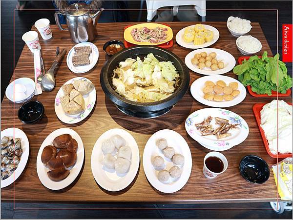 【竹北美食週記】竹北帝一石頭火鍋,自助式火鍋超有趣,獨家口味沙茶醬好香濃!還有免費冰紅茶,平價火鍋-09.jpg