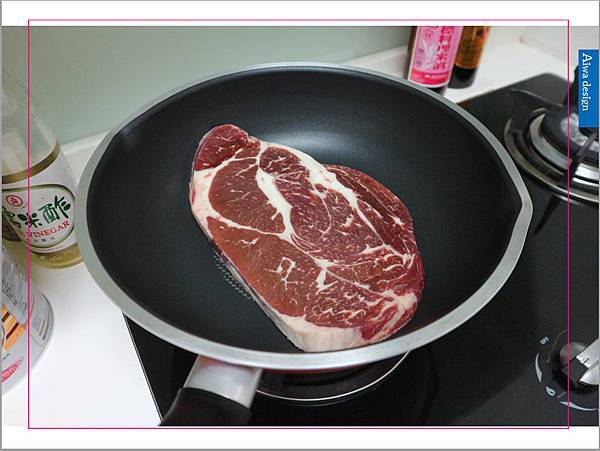 【宅配美食】i3Fresh 愛上新鮮,巨無霸霜降牛排(16oz),比臉還大的頂級規格,肉汁鮮甜美味。上班這檔事強力推薦,最夯團購食品-10.jpg 【宅配美食】i3Fresh 愛上新鮮,巨無霸霜降牛排(16oz),比臉還大的頂級規格,肉汁鮮甜美味。上班這檔事強力推薦,最夯團購食品-10.jpg