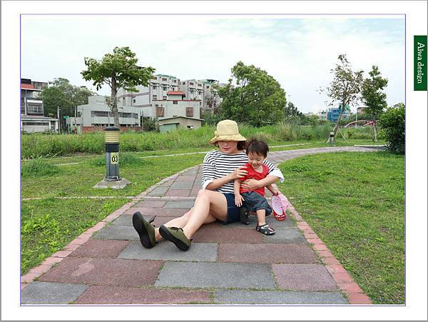 【穿搭】雅客足弓鞋 ARCOPEDICO│都會時尚針織休閒鞋│超好穿的鞋│葡萄牙品牌│方便攜帶收納│完美支撐腳底-18.jpg