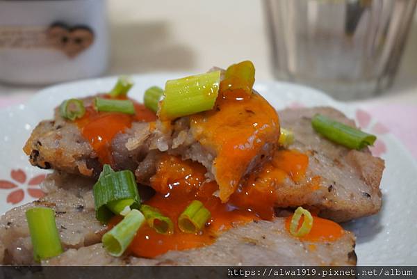 【宅配美食到你家】小花米食行「鵝油香蔥芋頭糕」，大量芋頭與米