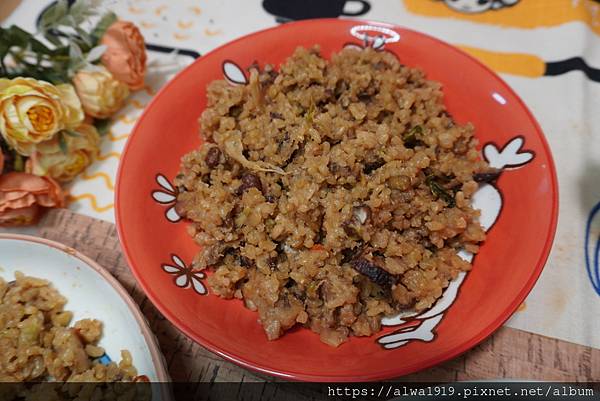 【宅配美食推薦】青操食品。白沙屯媽祖聯名美食。素食燉飯。高梁