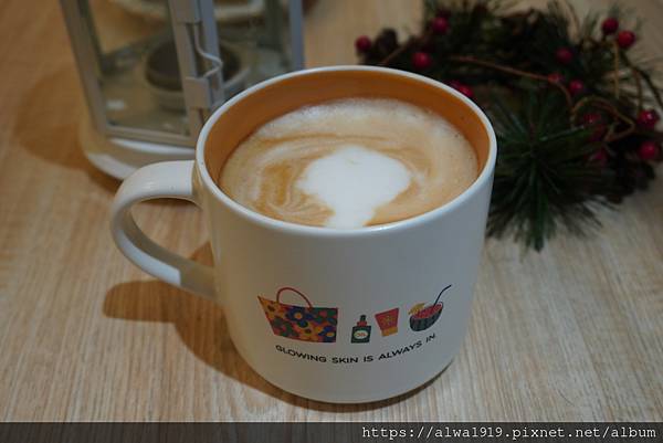 【桃園伴手禮】拾瑞咖啡烘培:巴斯克蛋糕專賣店,料好實在!精品