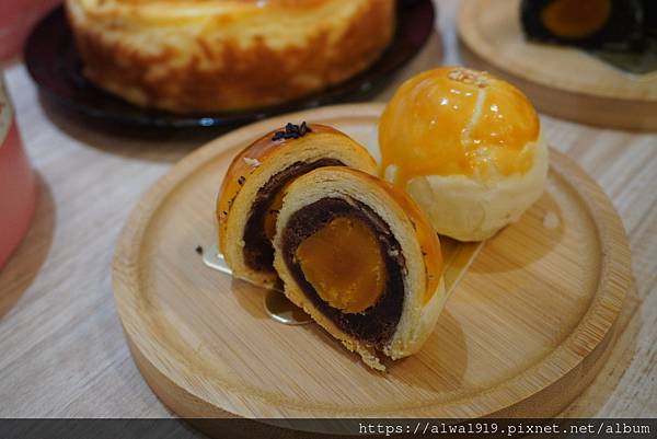 【桃園伴手禮】拾瑞咖啡烘培:巴斯克蛋糕專賣店,料好實在!精品