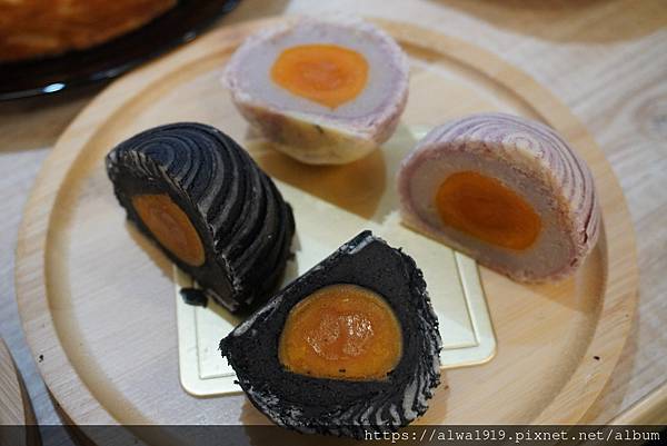 【桃園伴手禮】拾瑞咖啡烘培:巴斯克蛋糕專賣店,料好實在!精品