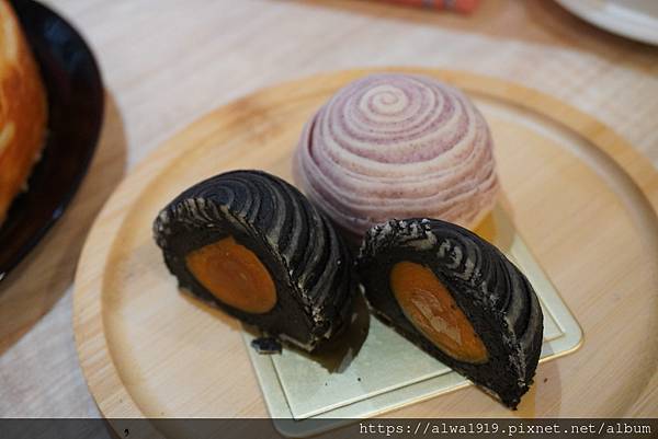 【桃園伴手禮】拾瑞咖啡烘培:巴斯克蛋糕專賣店,料好實在!精品