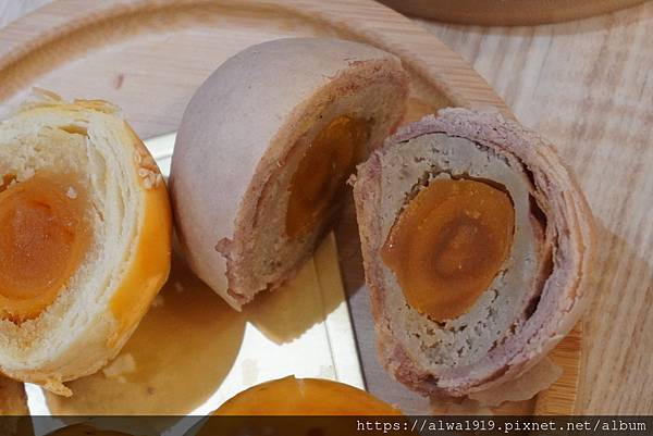 【桃園伴手禮】拾瑞咖啡烘培:巴斯克蛋糕專賣店,料好實在!精品