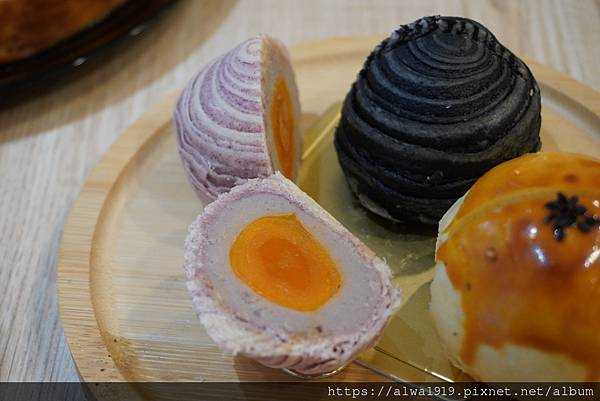 【桃園伴手禮】拾瑞咖啡烘培:巴斯克蛋糕專賣店,料好實在!精品