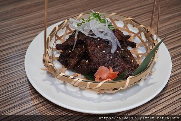 【竹北必吃日本料理推荐】渔市大众食堂：进击的黑鲔丼，丰盛又美