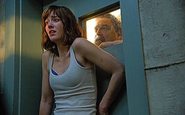 10-cloverfield-lane.jpg