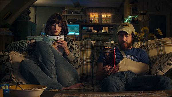 10-cloverfield-lane-is-probably-not-a-sequel-and-that-s-okay-800537.jpg