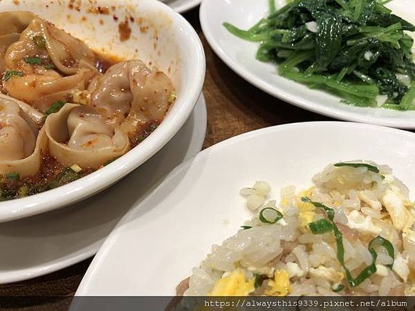 [食記] 台北信義 鼎泰豐之隱藏點法一個人吃到爆