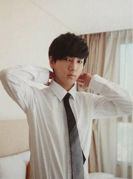 130827 #金钟云# ELF-Japan Magazine7.jpg