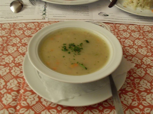 其實德國的湯，不是那麼合我口味，太稠又偏鹹