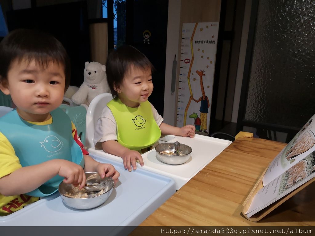 【育兒心得】 0-2歲親子共讀 中英文書單分享 【育兒心得】 0-2歲親子共讀 中英文書單分享