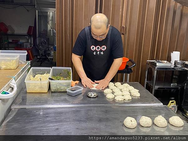 ｜食記-台北市南港區｜老眷村古早味煎餅｜半煎半炸手工古早味煎