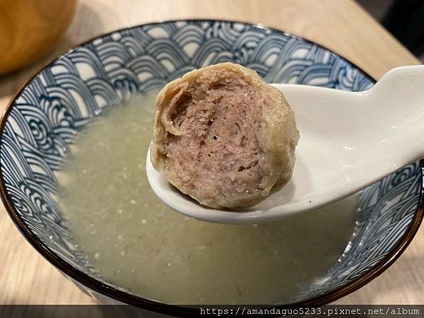 ｜食記-台北市信義區｜老哥雞肉飯乾拌麵｜捷運市府站新開幕人氣