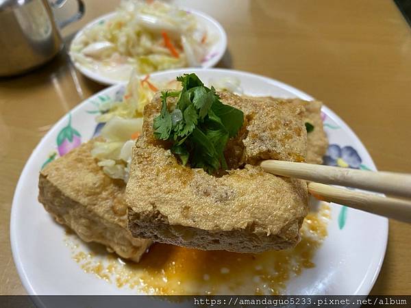 ｜食記-新北市中和區｜蕭家下港脆皮臭豆腐｜中和站銅板排隊美食