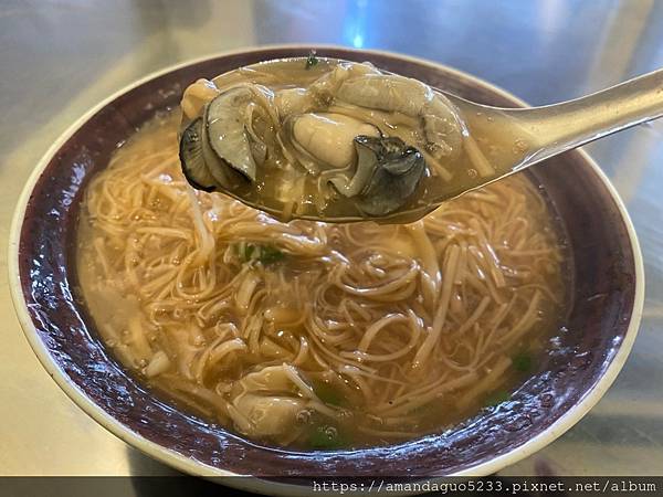 ｜食記-台北市北投區｜中央北蚵仔麵線｜湯頭不一樣的麵線！鮮蚵